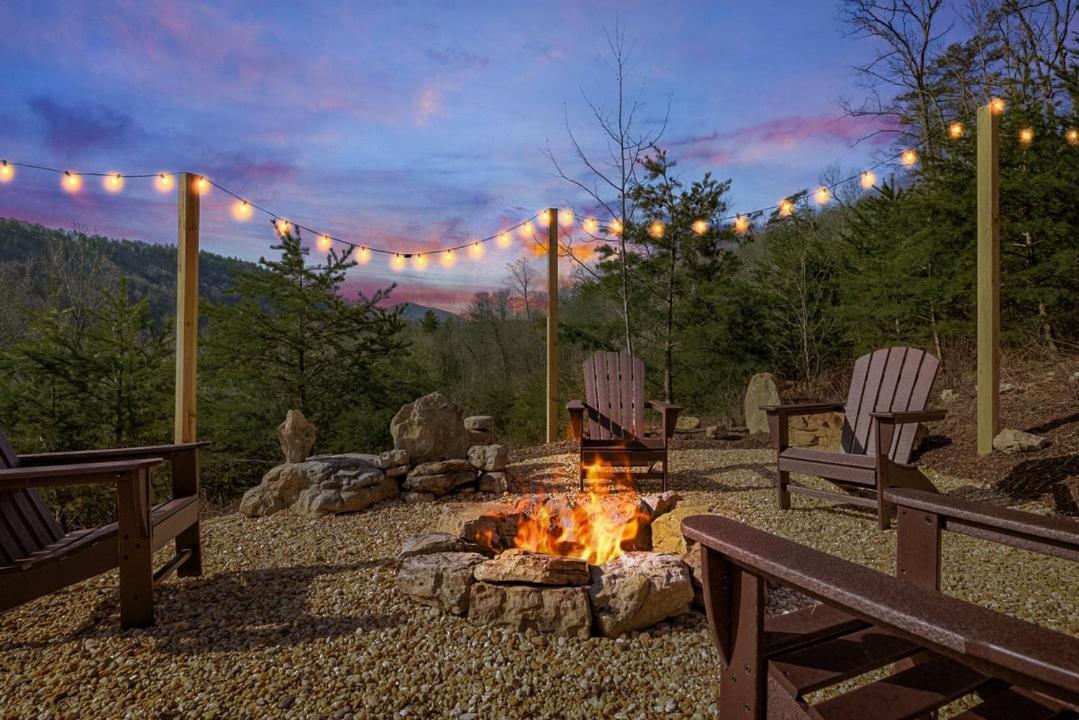 Modern Yurt W River Access, Hot Tub, Wifi & Grill Wardensville Экстерьер фото